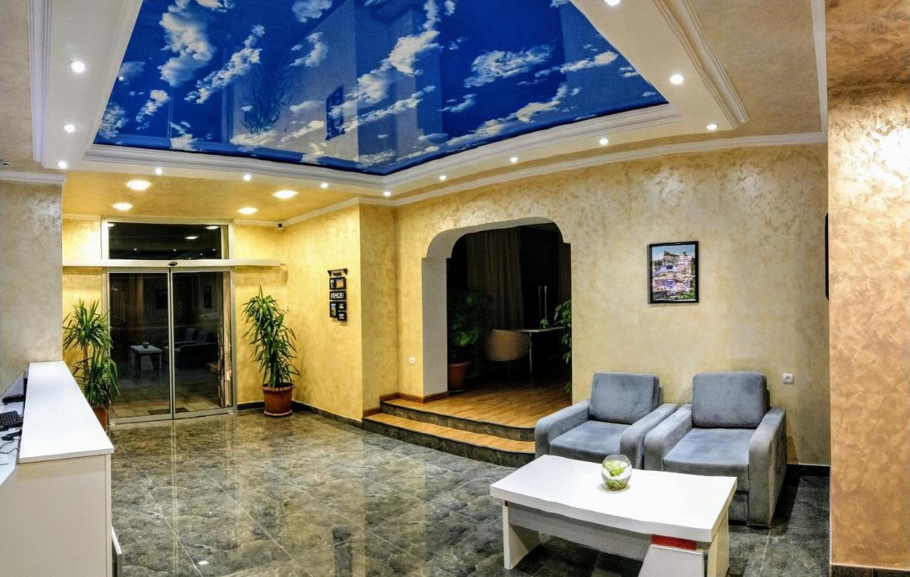 Georgia Hotel Yerevan Exterior photo